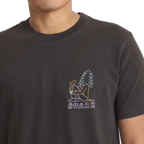 Remera Roark Unhustle Negro