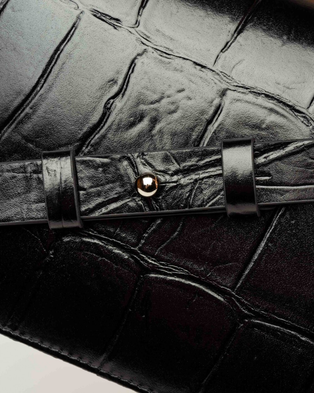 Bandolera Oasis en cuero grabado big croco Negro