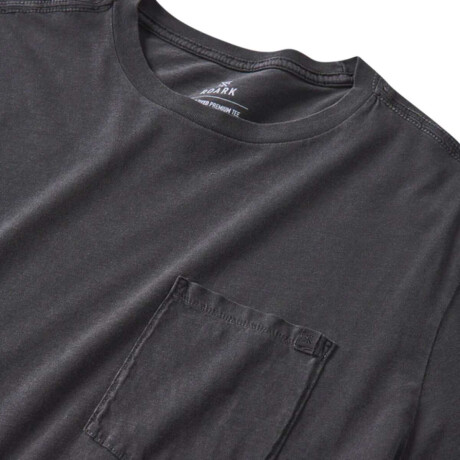 Remera Roark Made To Fade Gris Oscuro