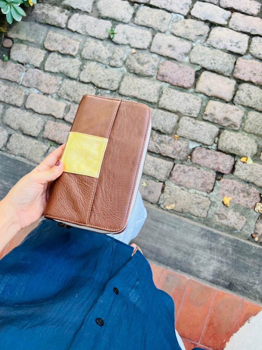 Leather Wallet - Dorado Fuerte 