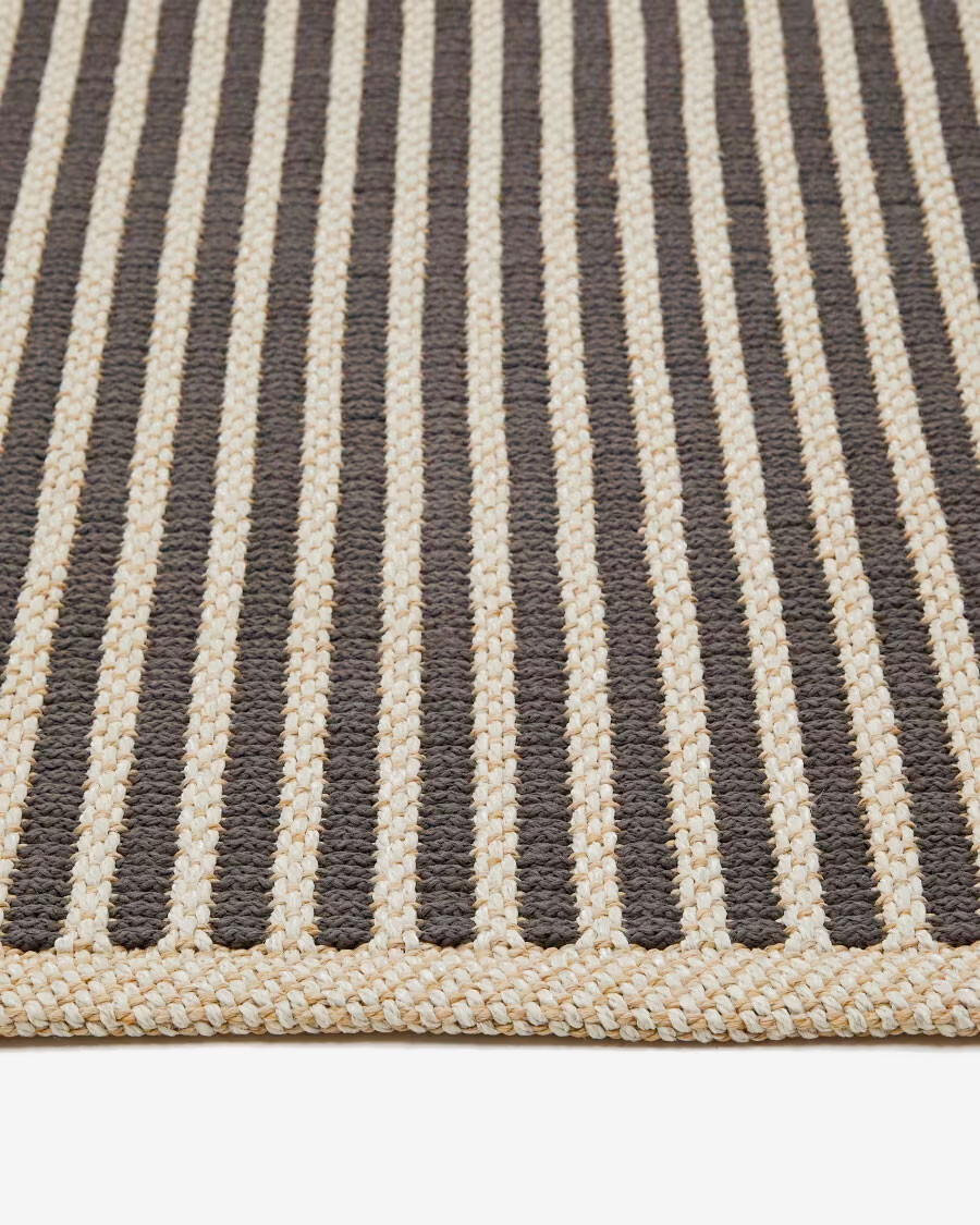 Alfombra Satanca de rayas beige y negras de fibras sintéticas 160 x 230 cm Alfombra Satanca de rayas beige y negras de fibras sintéticas 160 x 230 cm