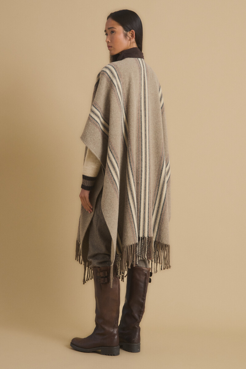 Poncho Camel