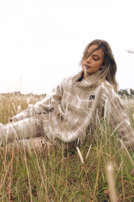 Rodeo Sweater Beige