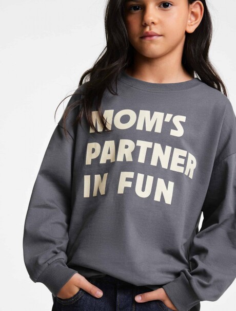 BUZO INFANTIL CON ESTAMPA - GRIS GRIS