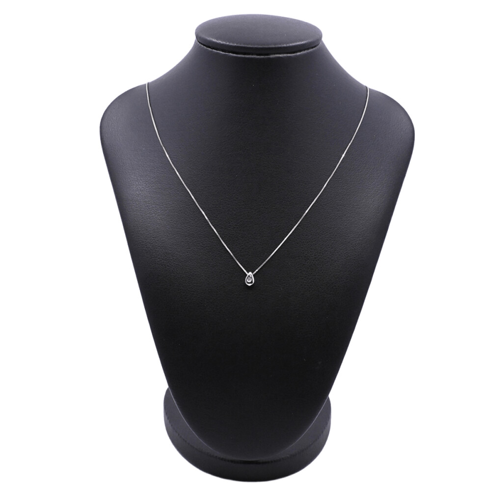 Cadena oro 18k blanco veneciana con dije pasante con brillante. Cadena oro 18k blanco veneciana con dije pasante con brillante.