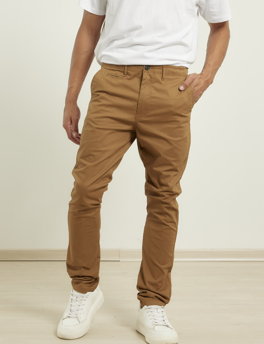 080652 PANTALON HARRY Tostado