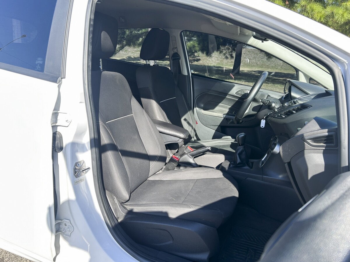 Ford Fiesta S 1.6 Extra Full | Permuta / Financia Ford Fiesta S 1.6 Extra Full | Permuta / Financia