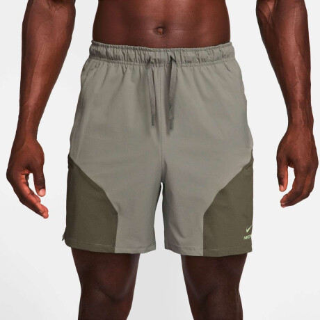 Short Nike Dri-Fitadv Npt 6 In de Hombre Gris