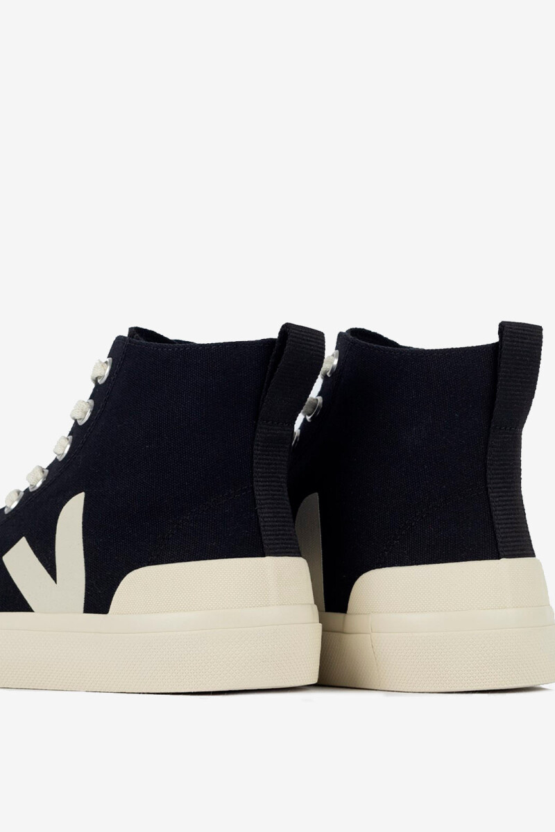 ZAPATILLA WATA II LOW Negro