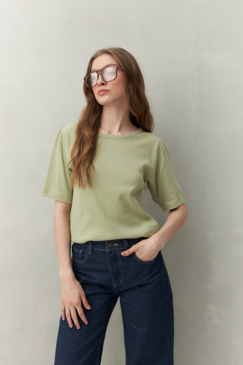 REMERA CARLO - Verde Oliva 