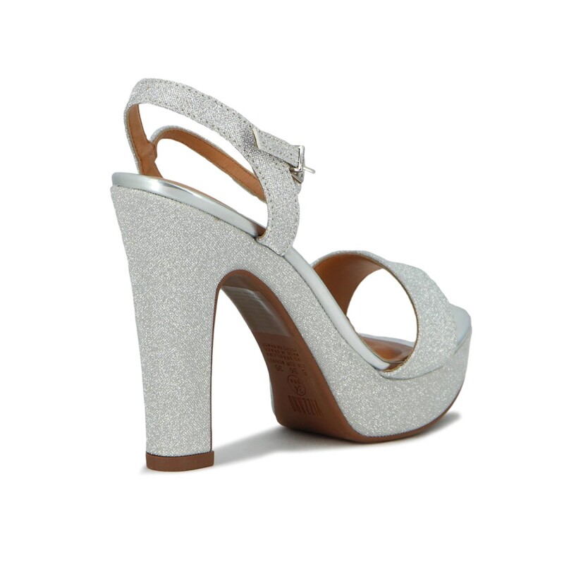 Sandalia Formal Mujer Vizzano Taco Alto Brillosa Plata