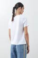 Remera con estampa local blanco