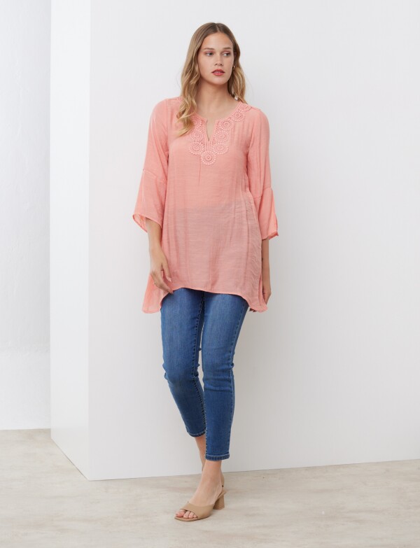 Blusa Aplique Crochet CORAL