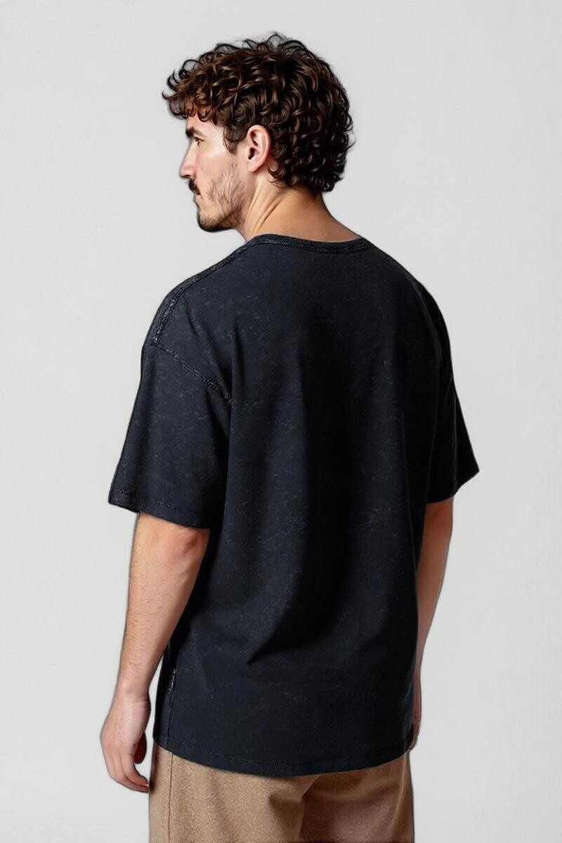 Remera Axel Negro