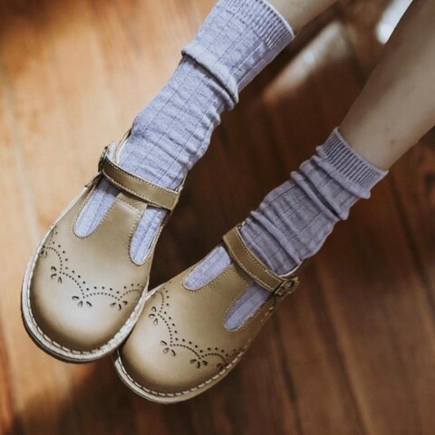 Guillermina Flora Taupe