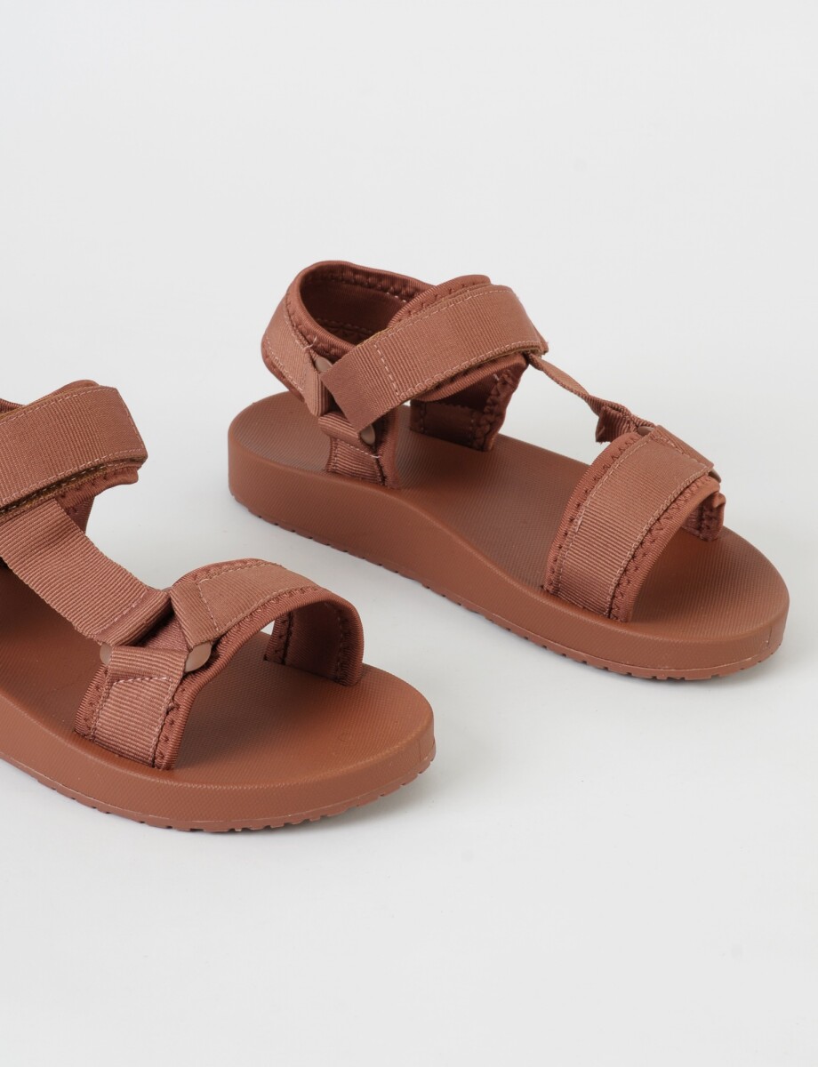 Sandalia plana deportiva ajustable - rosa 