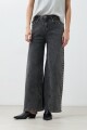 Jean wide leg con tachas Sade gris oscuro