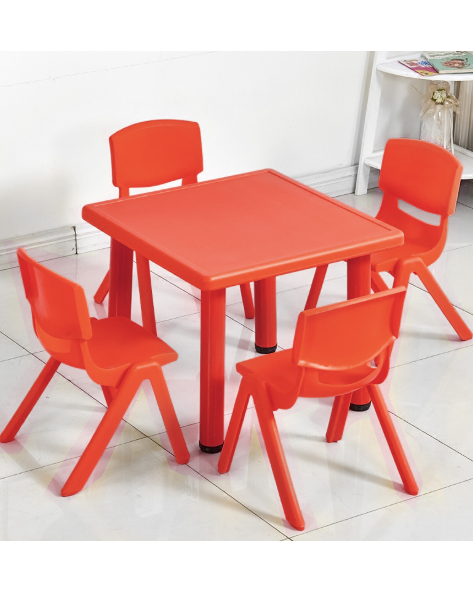 Mesa infantil cuadrada ajustable roja –