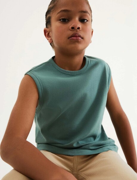 MUSCULOSA BÁSICA INFANTIL REGULAR VERDE