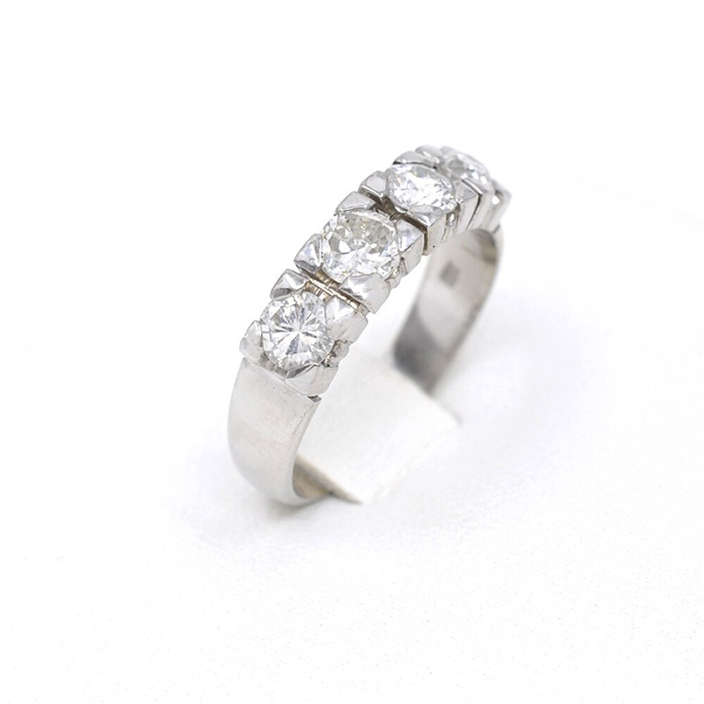 Anillo Antiguo Medio Sin Fin En Oro Blanco 18 K Y Brillantes Anillo Antiguo Medio Sin Fin En Oro Blanco 18 K Y Brillantes