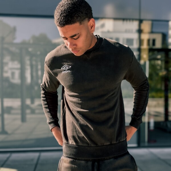 BUZO FLOW Umbro Hombre 002