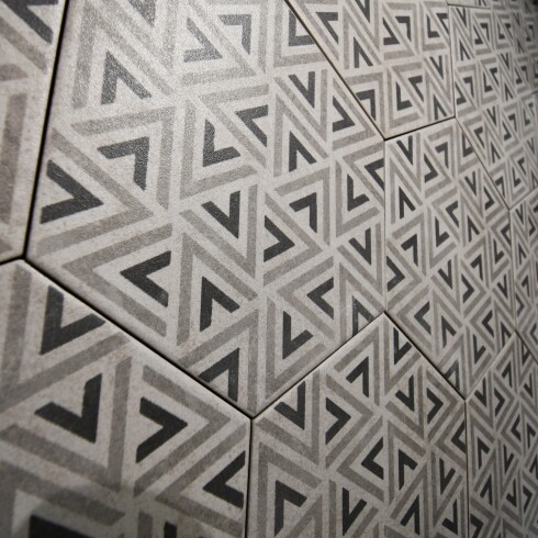 Porcelanato Hexagonal Gris Mate Decorado 19.8X22.8Cm Piso Pared GAMAS DE GRIS