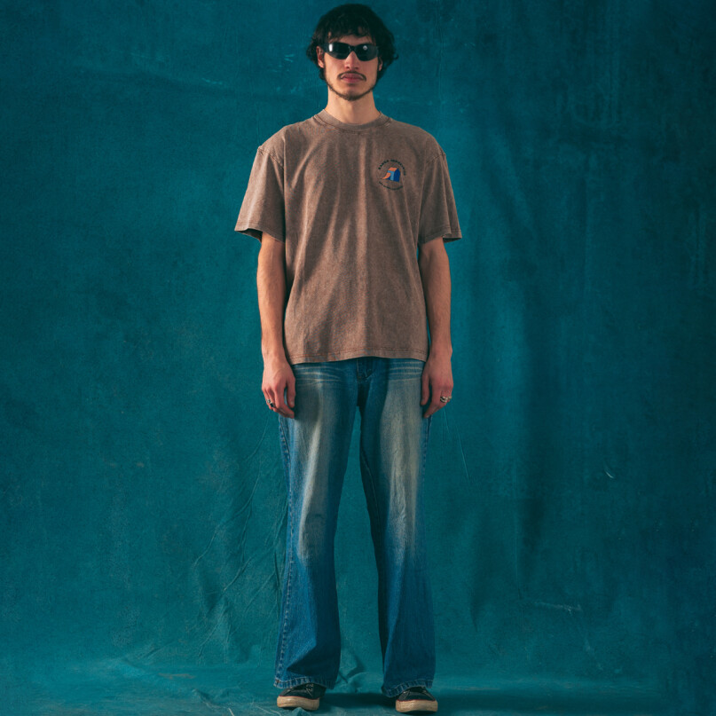 REMERA OVERSIZE - LA INDUSTRIA DE TONY REMERA OVERSIZE - LA INDUSTRIA DE TONY