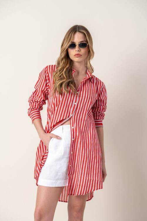 Camisa larga a rayas Camisa larga a rayas