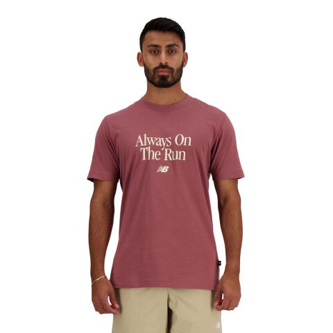 Remera New Balance de Hombre - GRAPHIC SLOGAN - MT41587WAD BEIGE