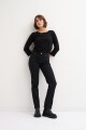 Remera cuello Bote negro