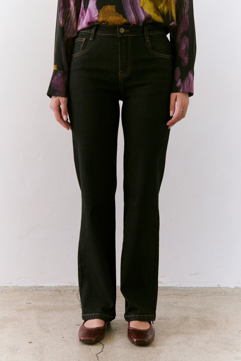 JEAN 220 - NEGRO 