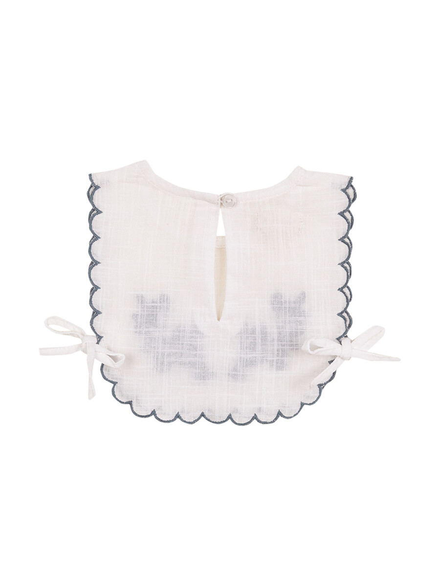 Babero Bordado Blanco Roto