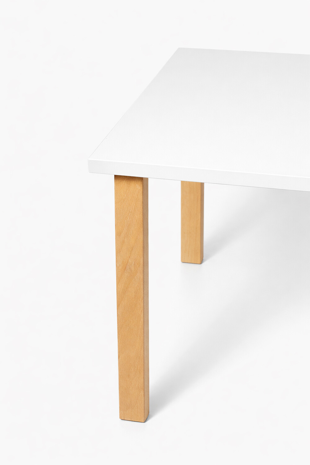 Mesa Comedor Yimu 140x80 Color Unico