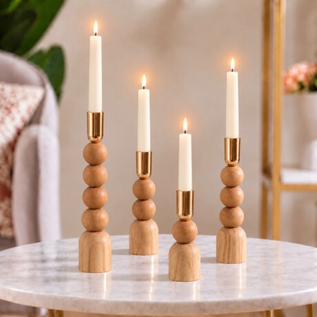Juego de 4 Candelabros de Madera con Detalles Dorados Juego de 4 Candelabros de Madera con Detalles Dorados