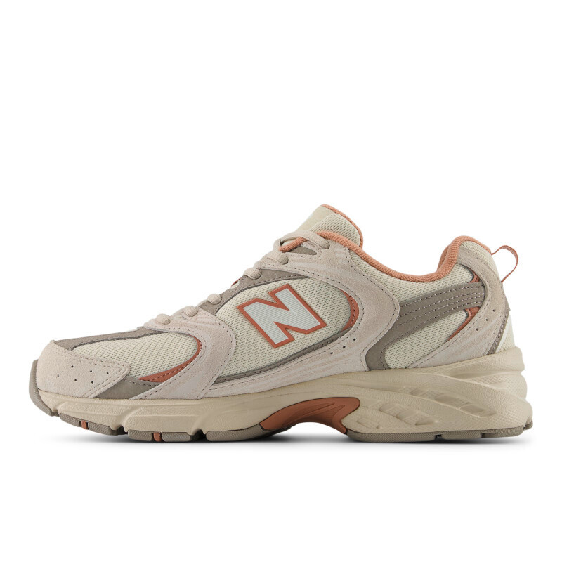 Zapatillas 530 de Mujer Crema