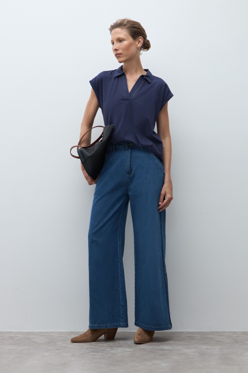 Remera cuello polo azul marino