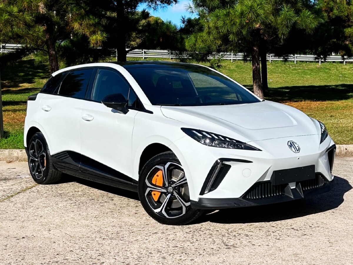 MG4 Deluxe 150 KW Extra Full 2026 0KM | Permuta / Financia MG4 Deluxe 150 KW Extra Full 2026 0KM | Permuta / Financia