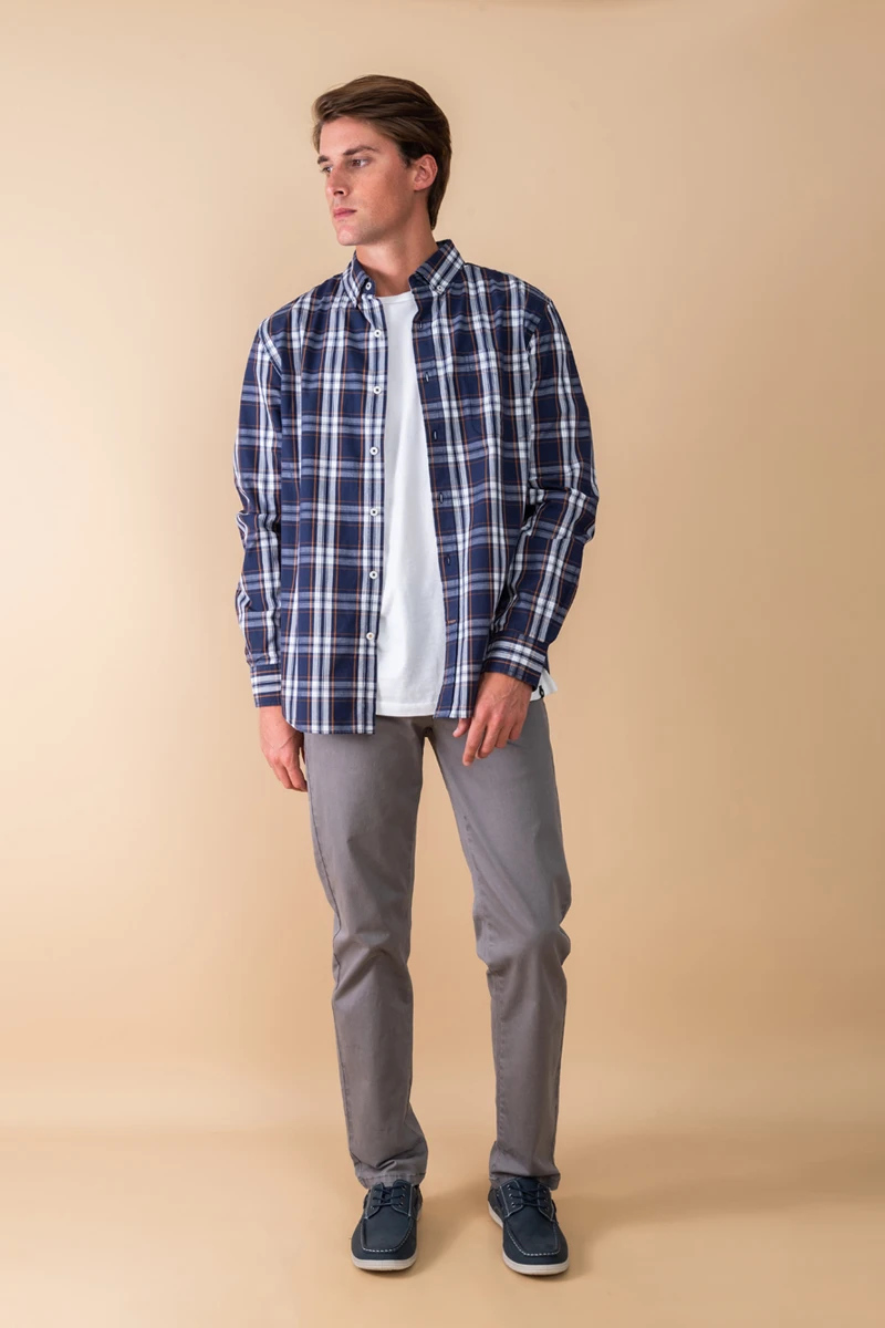 Pantalón chino Gris