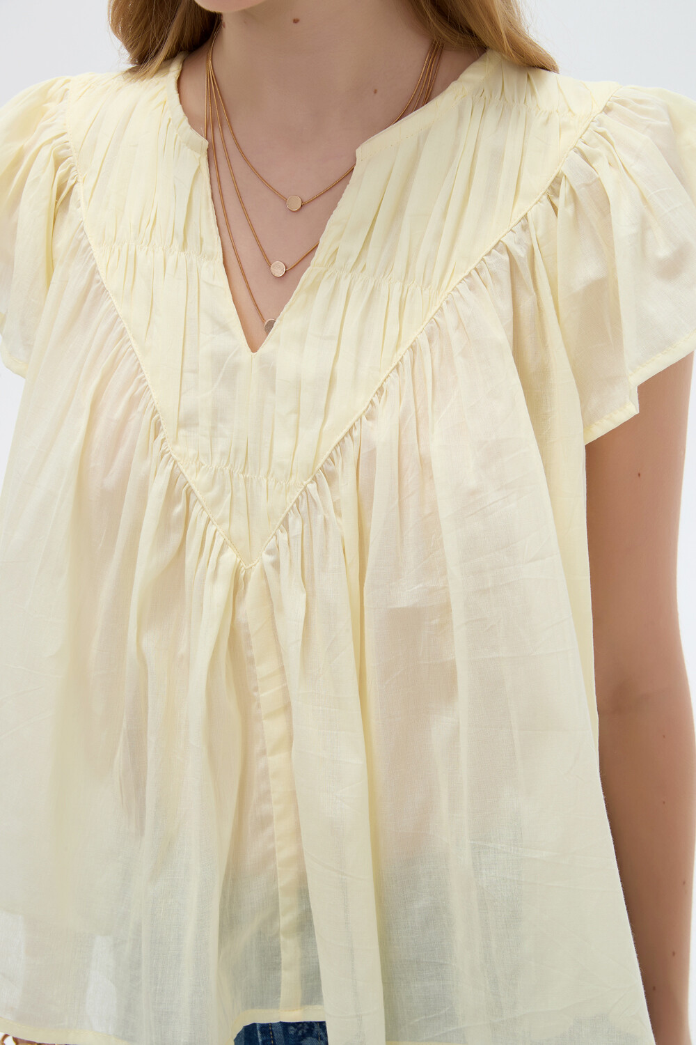 Blusa Glebe Amarillo Palido
