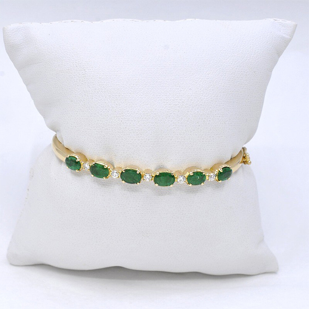 Pulsera En Oro 18K Con Brillantes Y Esmeraldas Pulsera En Oro 18K Con Brillantes Y Esmeraldas