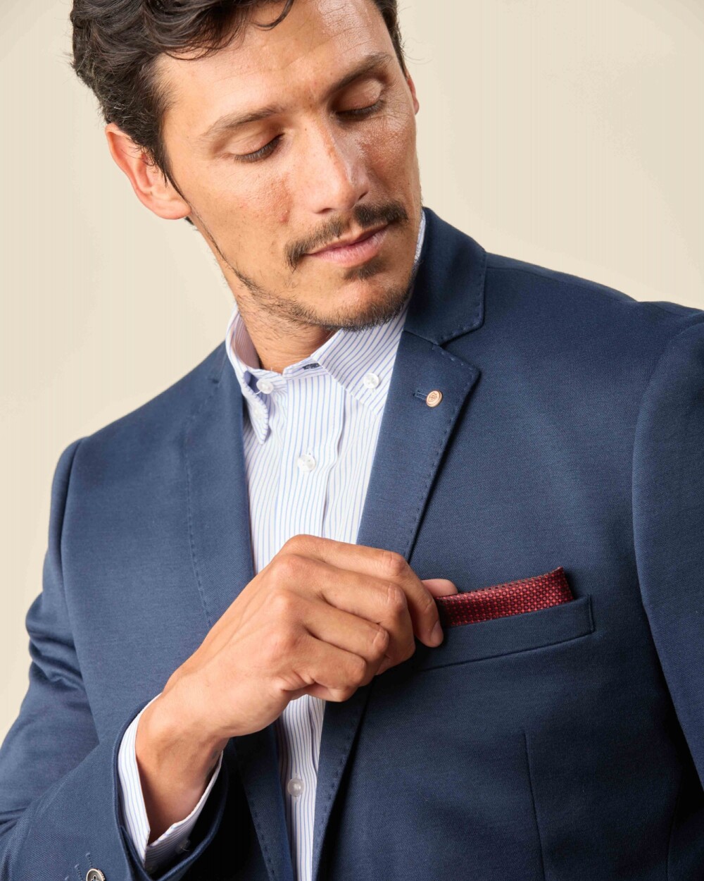 Pañuelo Bolsillo Bordeaux Cuadrado