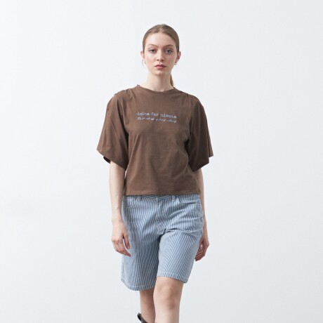 REMERA ALGARROBO Café