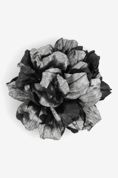 BROCHE Gris