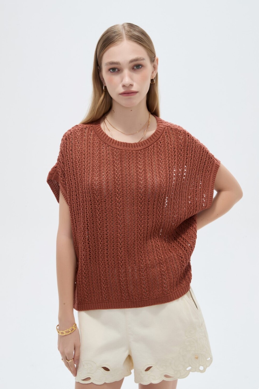Remera Corvin Canela