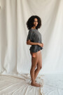 CAMISETA ARDEN Negro