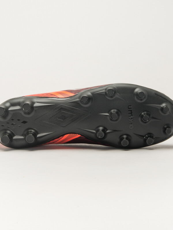 CALZADO ILLUSION Umbro Hombre 140