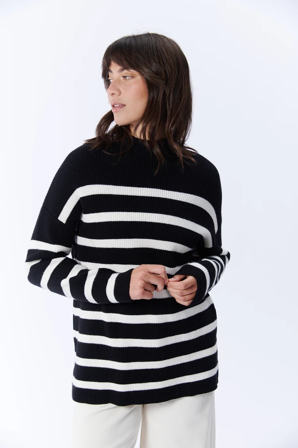 Polera punto rayas Crudo Y Negro
