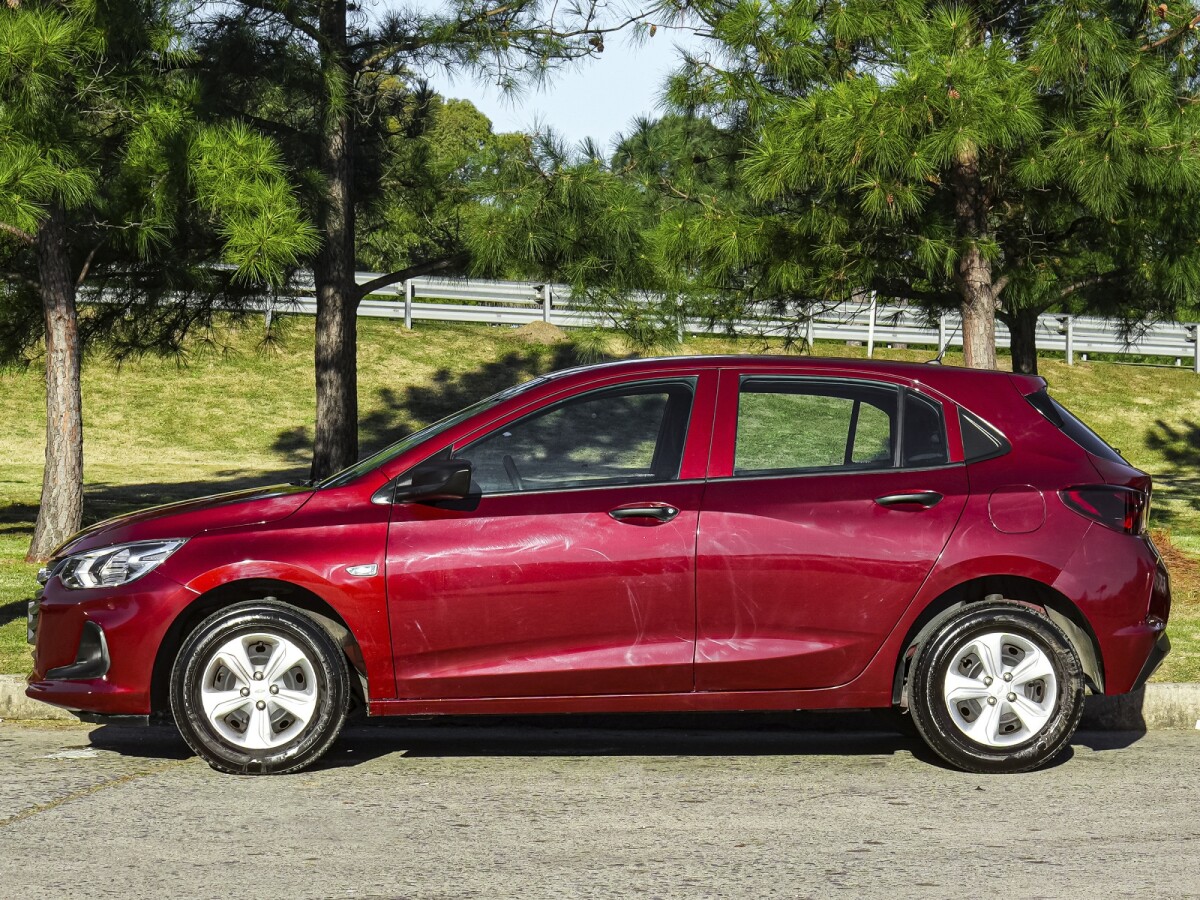 Chevrolet Onix LS 1.2 Extra Full Con Ficha Oficial 2022 Chevrolet Onix LS 1.2 Extra Full Con Ficha Oficial 2022