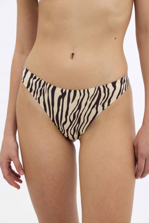Colaless Eliana Print 1