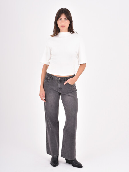 REMERA LEVARA OFF WHITE